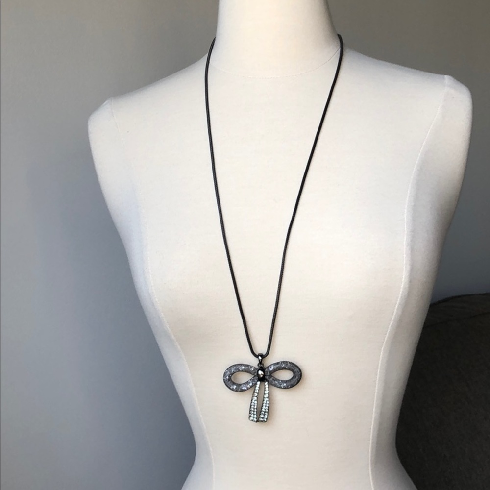 Bow Pendant Necklace